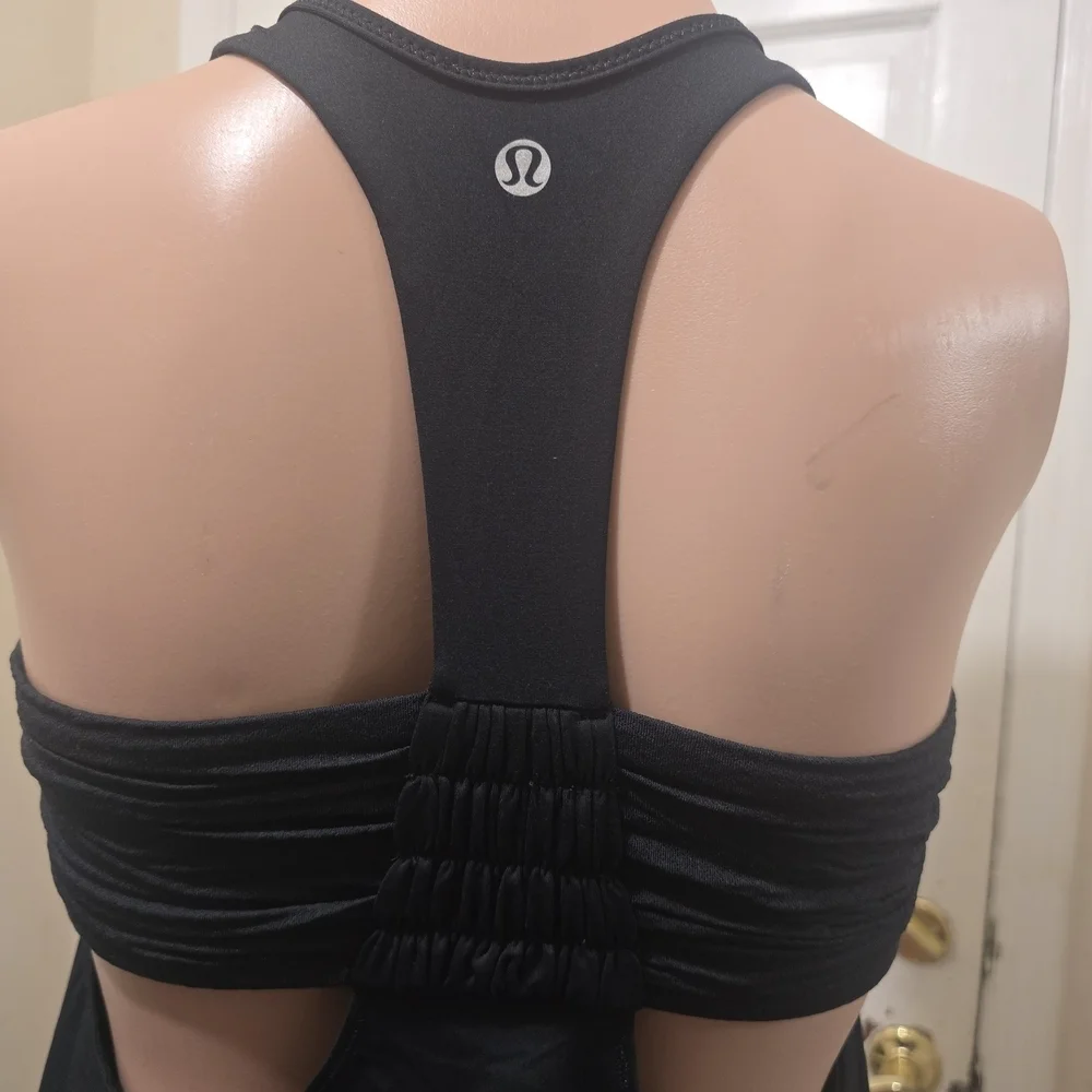 Lululemon Athletica Black Cutout Tank Top